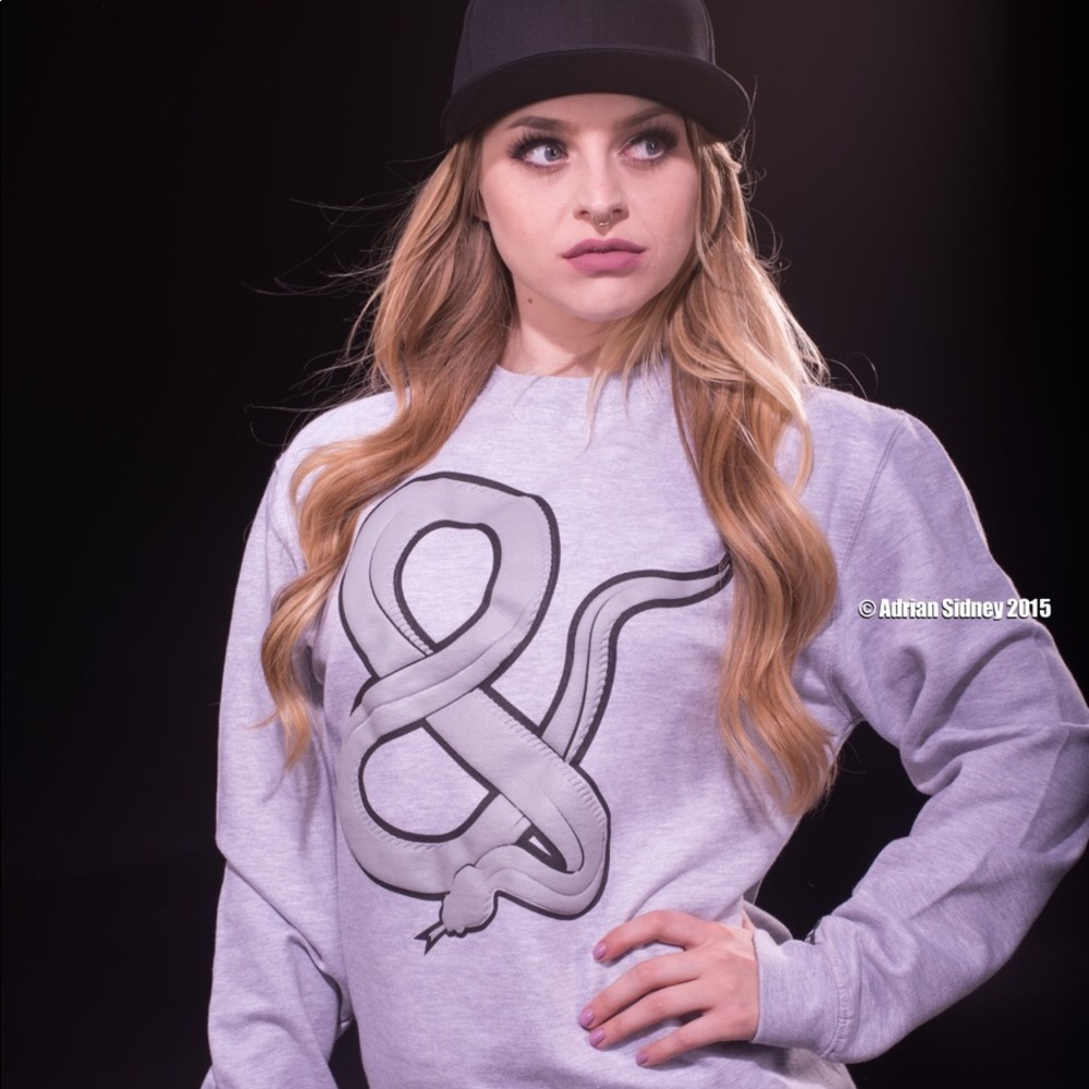 Sweatshirt - Picture 2 of 2